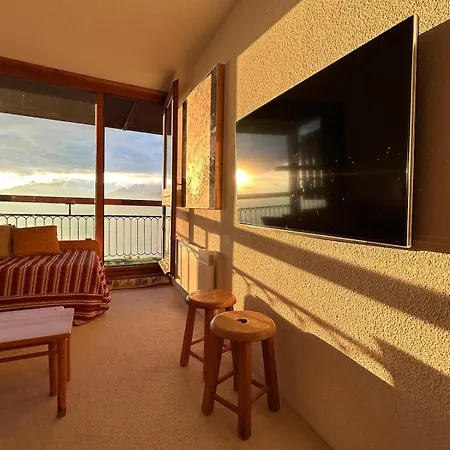 Arc 1800, Comfortable Sleeps 4 To 6